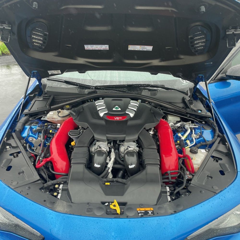 2022 Alfa Romeo Giulia Quadrifoglio