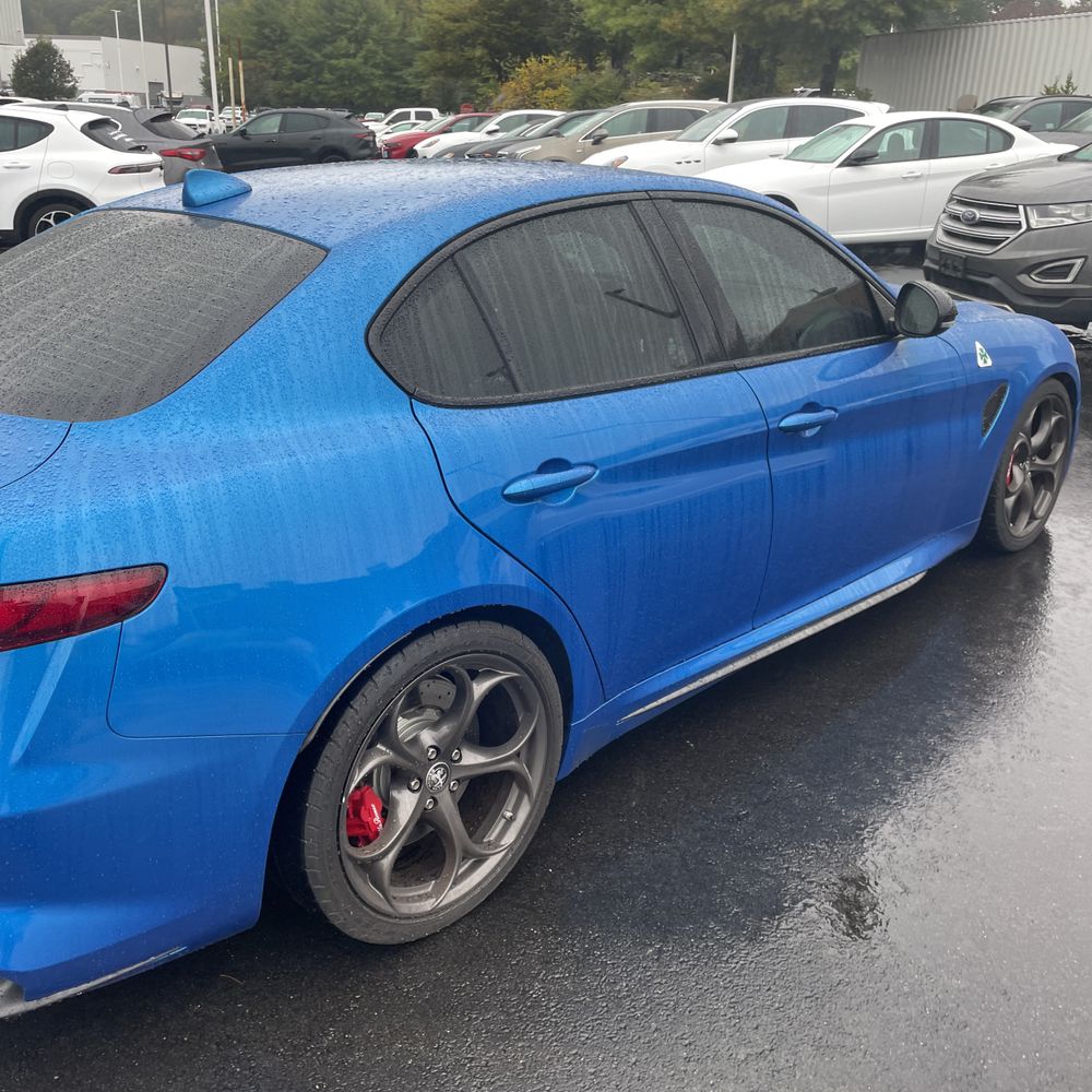 2022 Alfa Romeo Giulia Quadrifoglio