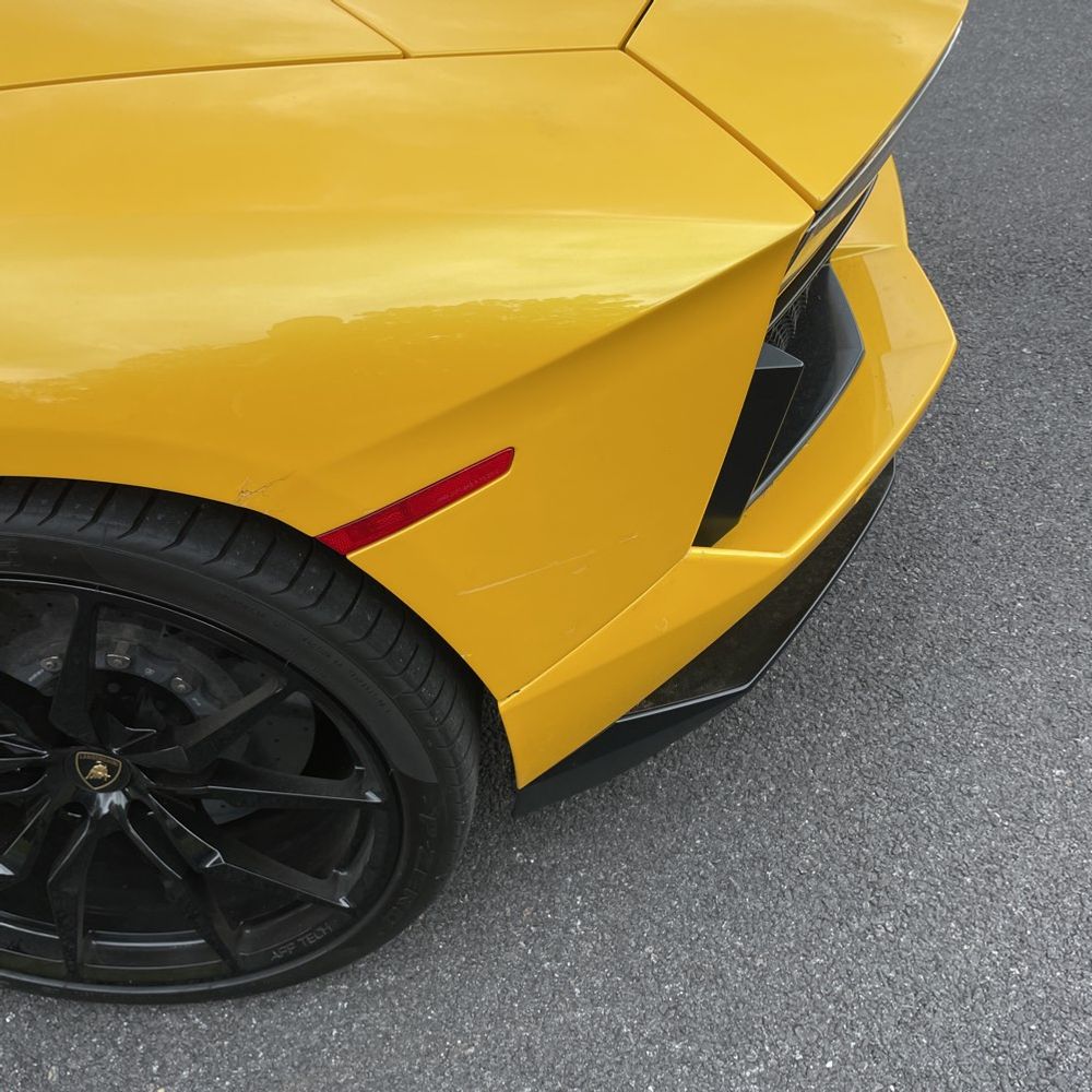 2014 Lamborghini Aventador Base