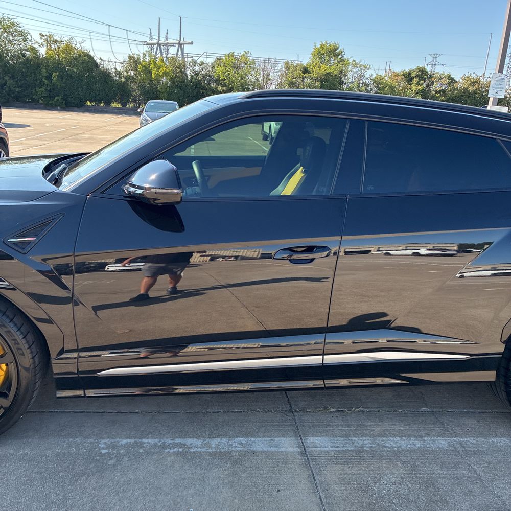 2019 Lamborghini Urus Base