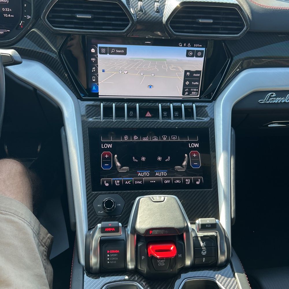 2020 Lamborghini Urus Base
