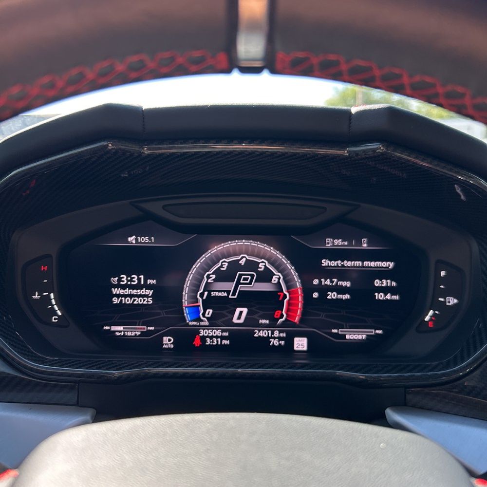 2020 Lamborghini Urus Base