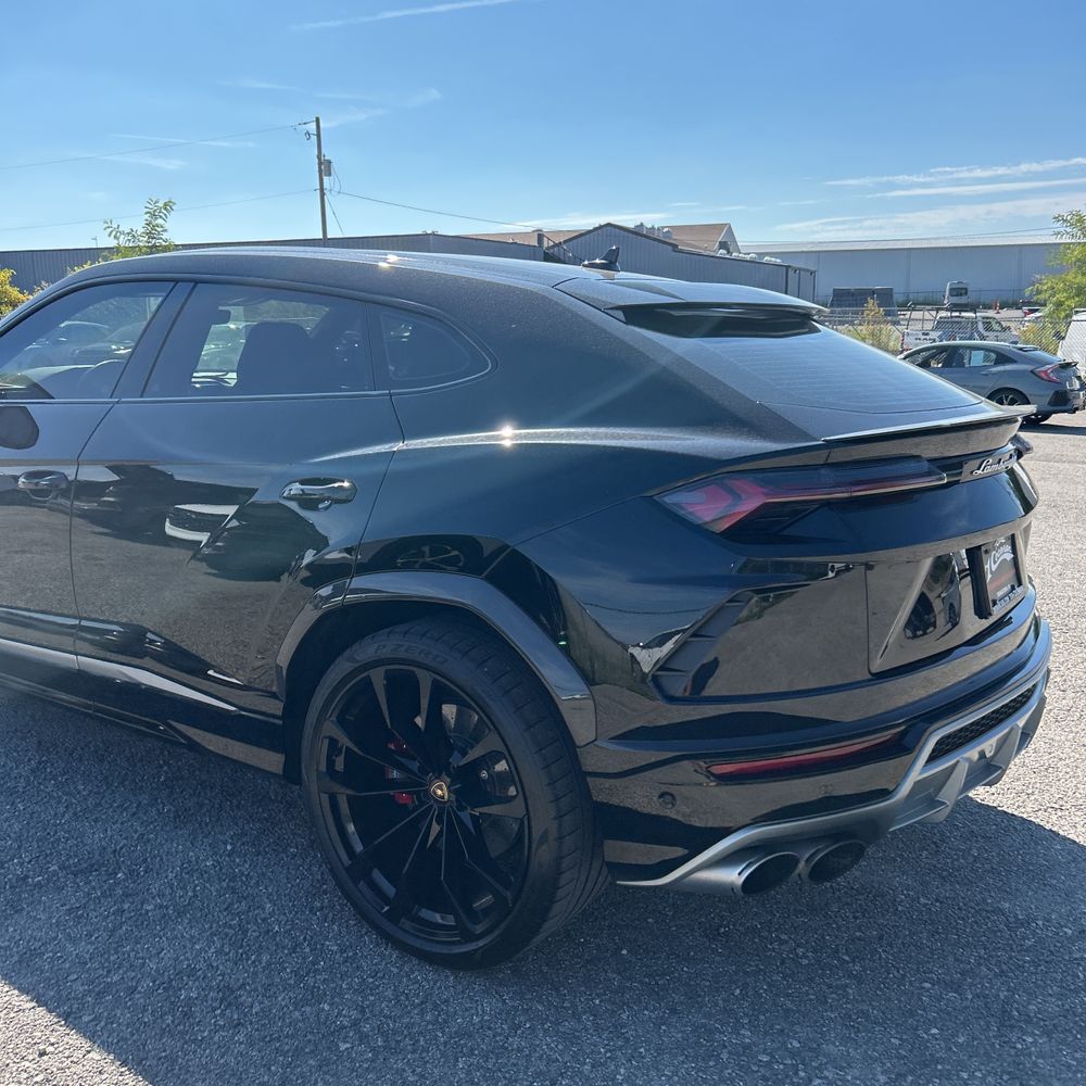 2020 Lamborghini Urus Base
